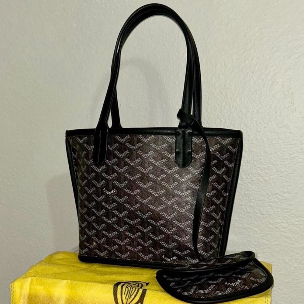 Stylish Small Black Leather Tote Bag